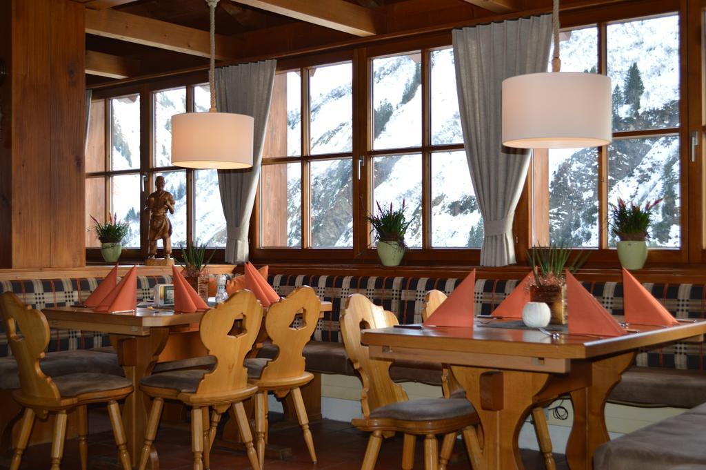Ferienwohnung Gasthaus Glöckle Damüls Exterior foto